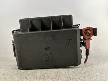 2006-2007 Chrysler 300 Fusebox Fuse Box Panel Relay Module Fits Fits 2006 2007 OEM Used Auto Parts - Oemusedautoparts1.com