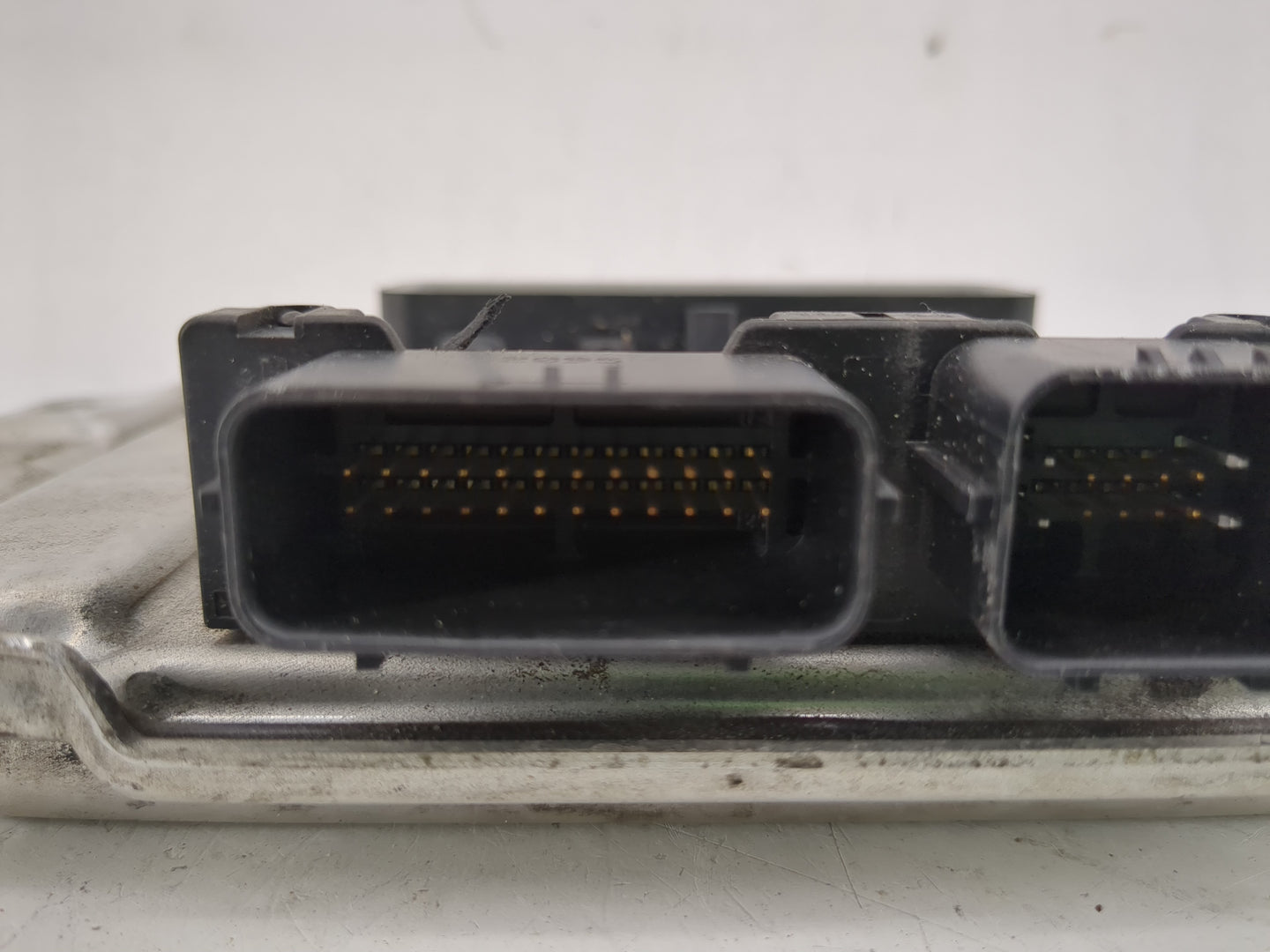 2006 Chrysler 300 PCM Engine Control Computer ECU ECM PCU OEM P/N:P04692028AH A Fits OEM Used Auto Parts - Oemusedautoparts1