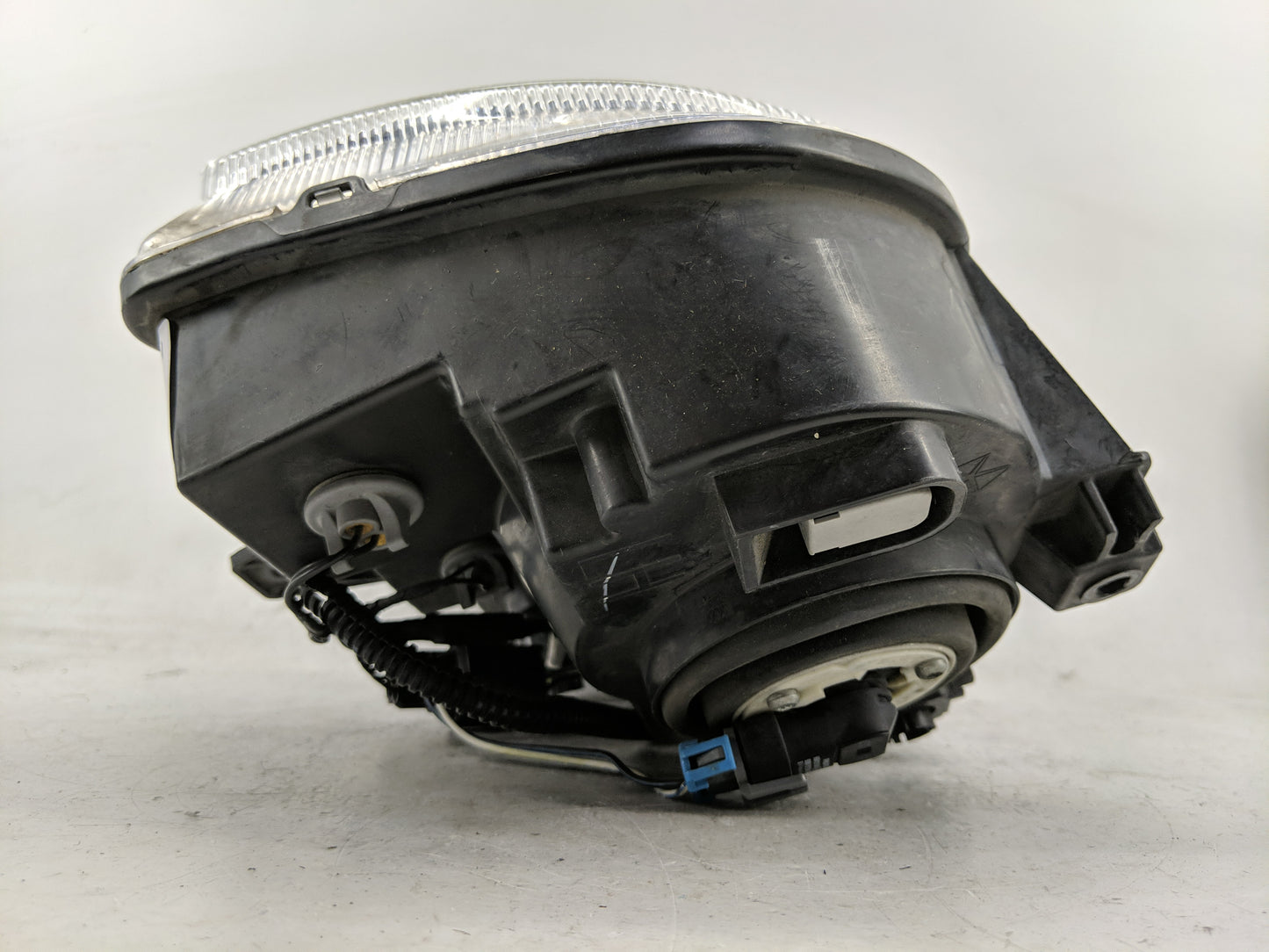 2005-2007 Chrysler 300 Driver Left Oem Head Light Headlight Lamp - Oemusedautoparts1.com