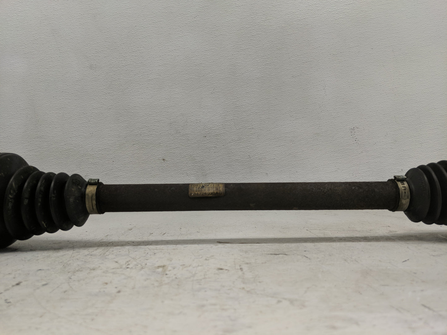 2005-2008 Chrysler 300 Axle Shaft Front Driver Cv C/v - Oemusedautoparts1.com