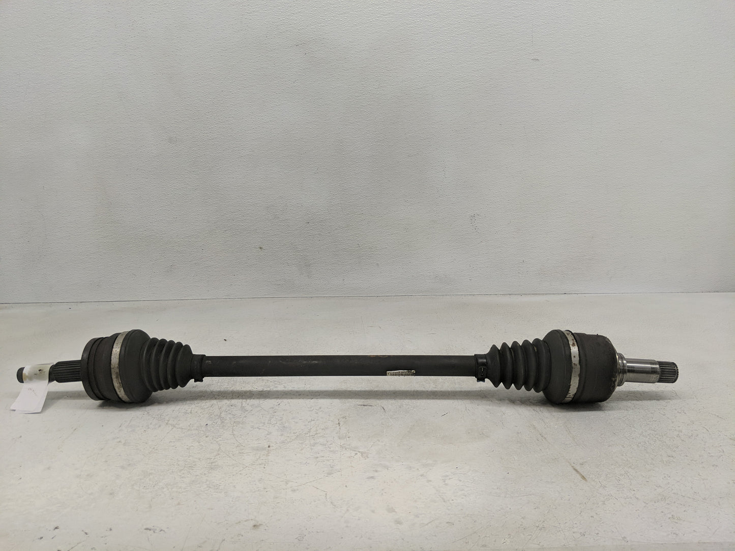 2005-2008 Chrysler 300 Axle Shaft Front Driver Cv C/v - Oemusedautoparts1.com
