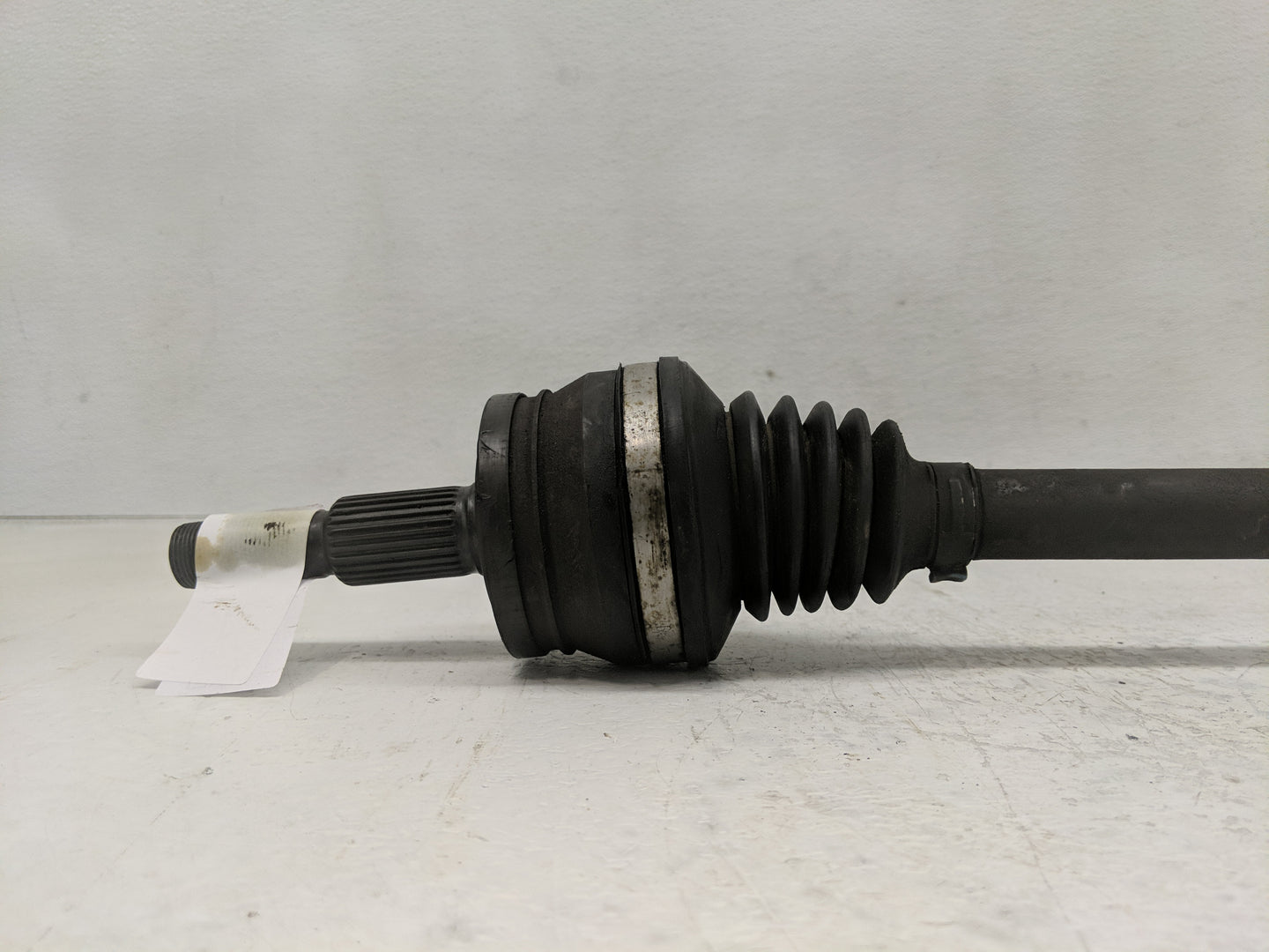2005-2008 Chrysler 300 Axle Shaft Front Driver Cv C/v - Oemusedautoparts1.com