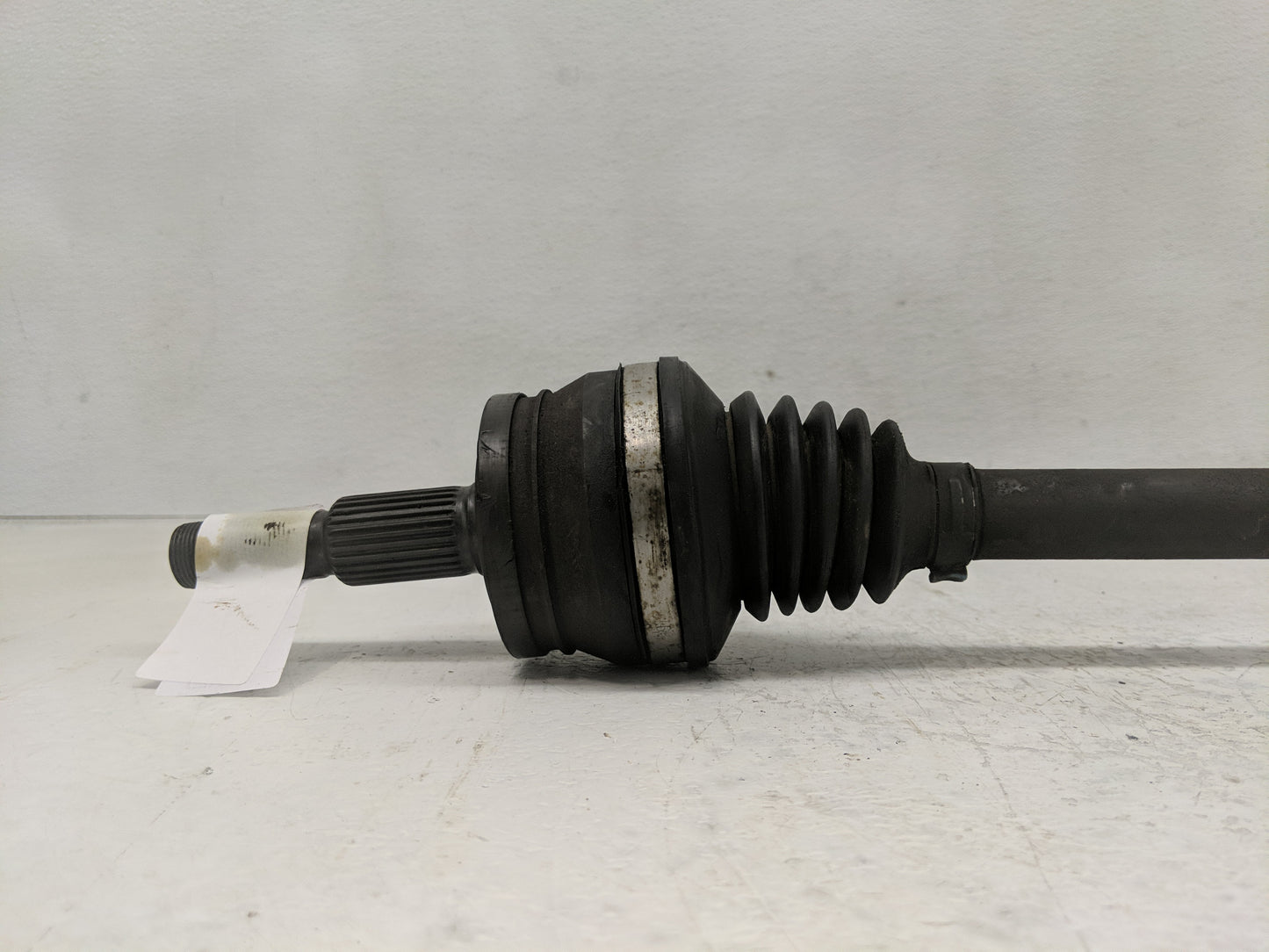 2005-2008 Chrysler 300 Axle Shaft Front Driver Cv C/v - Oemusedautoparts1.com