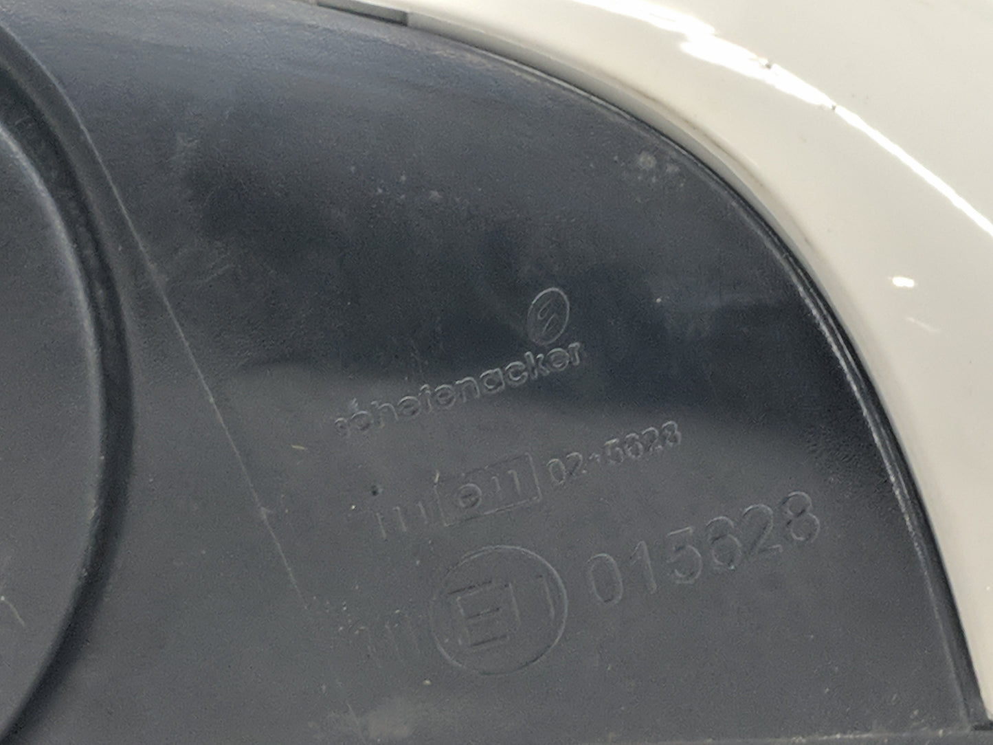 2006 Chrysler 300 Driver Side View Mirror - Left Door Mirror OEM Used - Oemusedautoparts1.com
