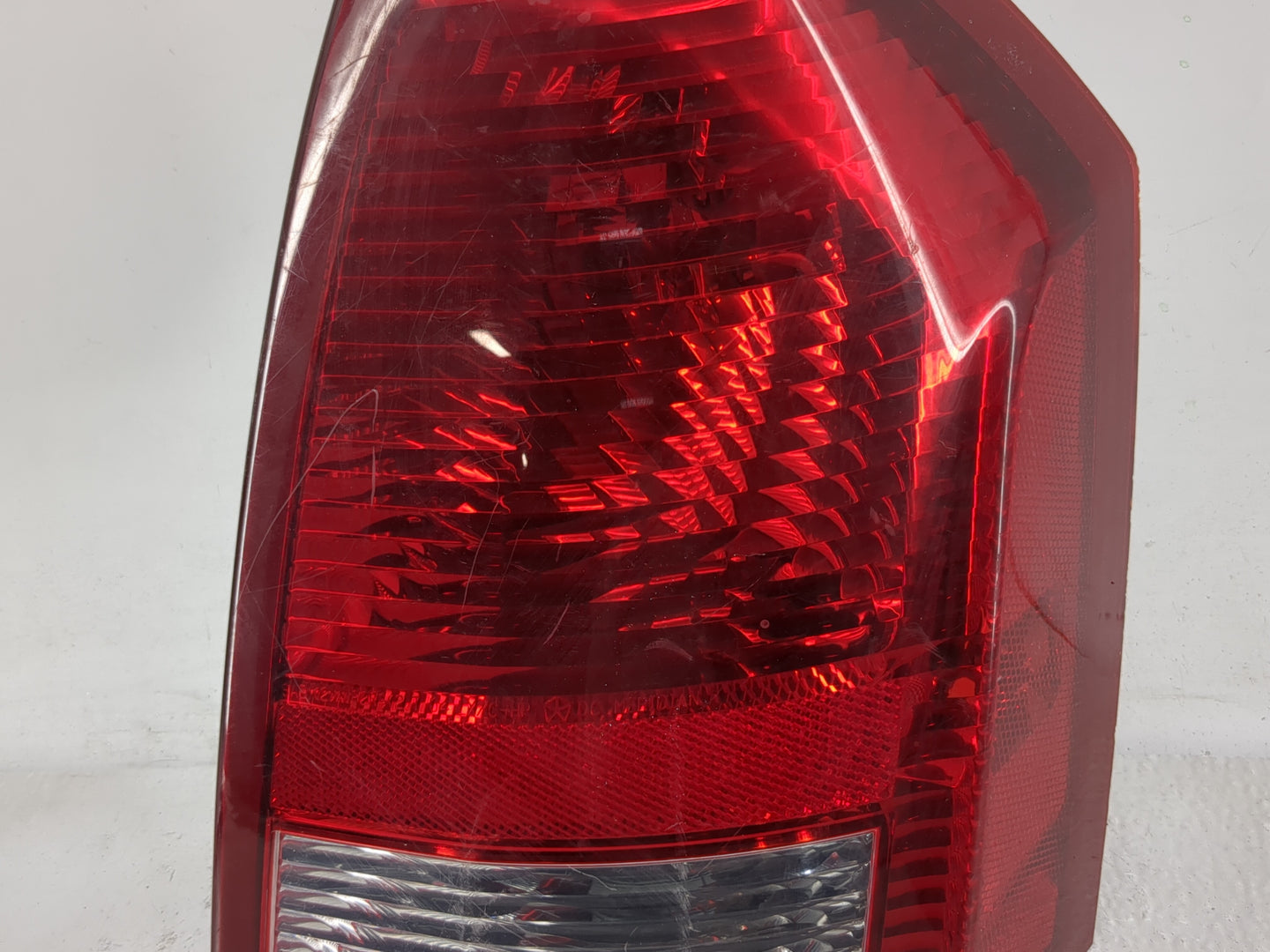 2005-2007 Chrysler 300 Tail Light Assembly Passenger Right OEM Fits Fits 2005 2006 2007 OEM Used Auto Parts - Oemusedautopar
