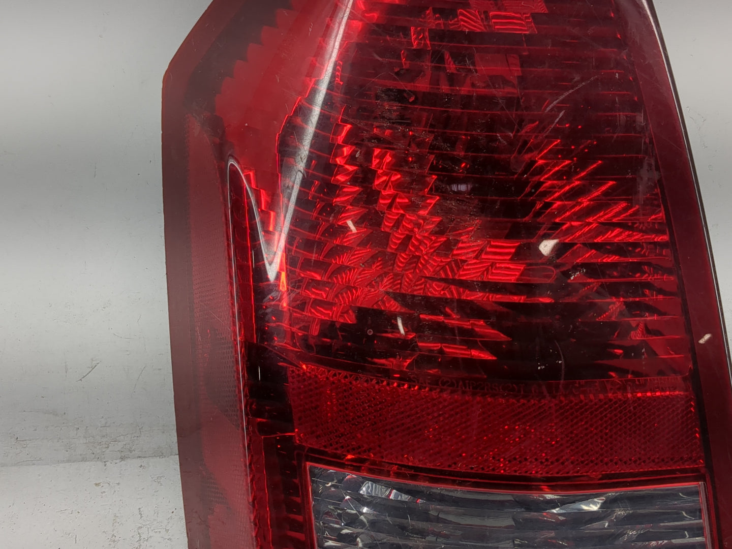 2005-2007 Chrysler 300 Tail Light Assembly Passenger Right OEM Fits Fits 2005 2006 2007 OEM Used Auto Parts - Oemusedautopar