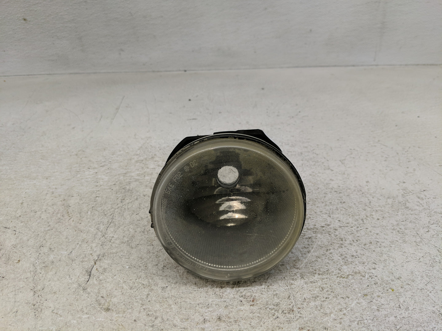 2005-2010 Chrysler 300 Driver Left Oem Fog Light Lamp - Oemusedautoparts1.com
