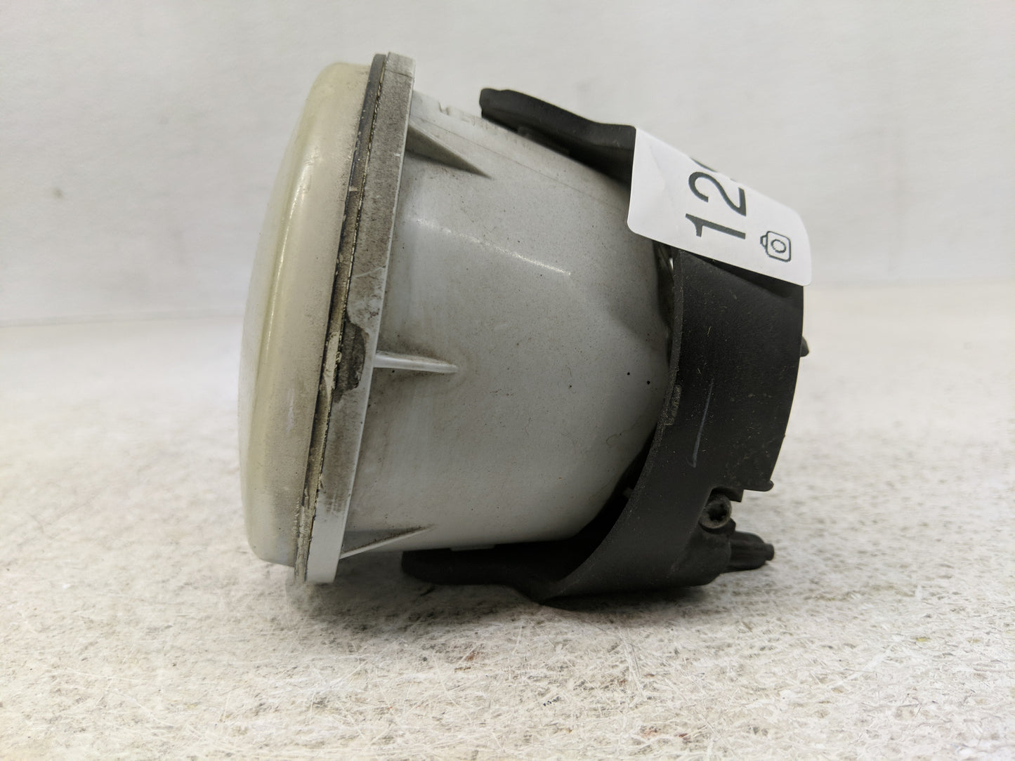 2005-2010 Chrysler 300 Driver Left Oem Fog Light Lamp - Oemusedautoparts1.com