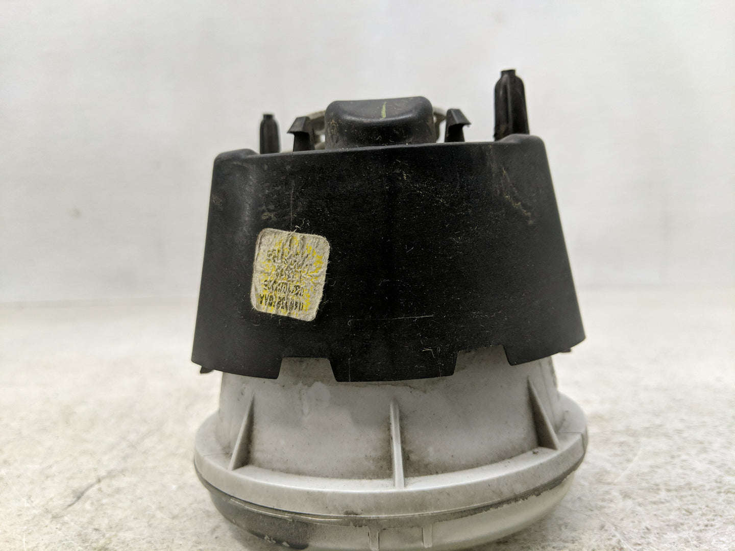 2005-2010 Chrysler 300 Driver Left Oem Fog Light Lamp - Oemusedautoparts1.com