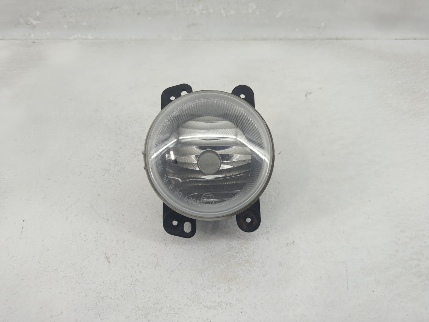 2005-2010 Chrysler 300 Driver Left Oem Fog Light Lamp - Oemusedautoparts1.com