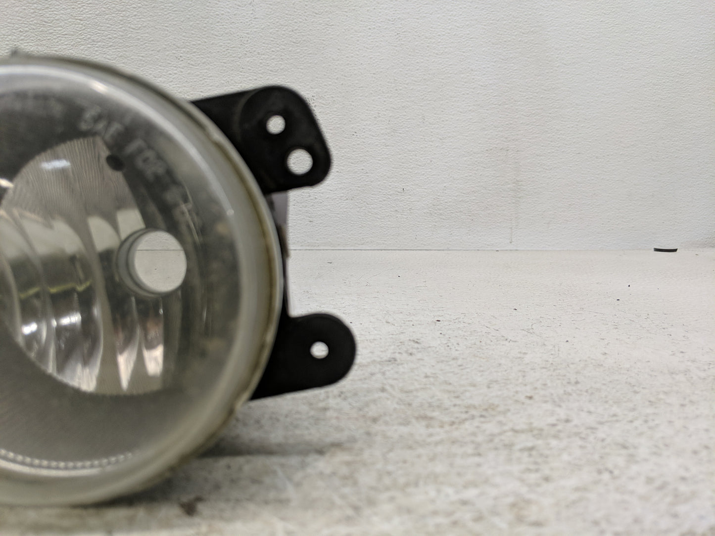 2005-2010 Chrysler 300 Driver Left Oem Fog Light Lamp - Oemusedautoparts1.com