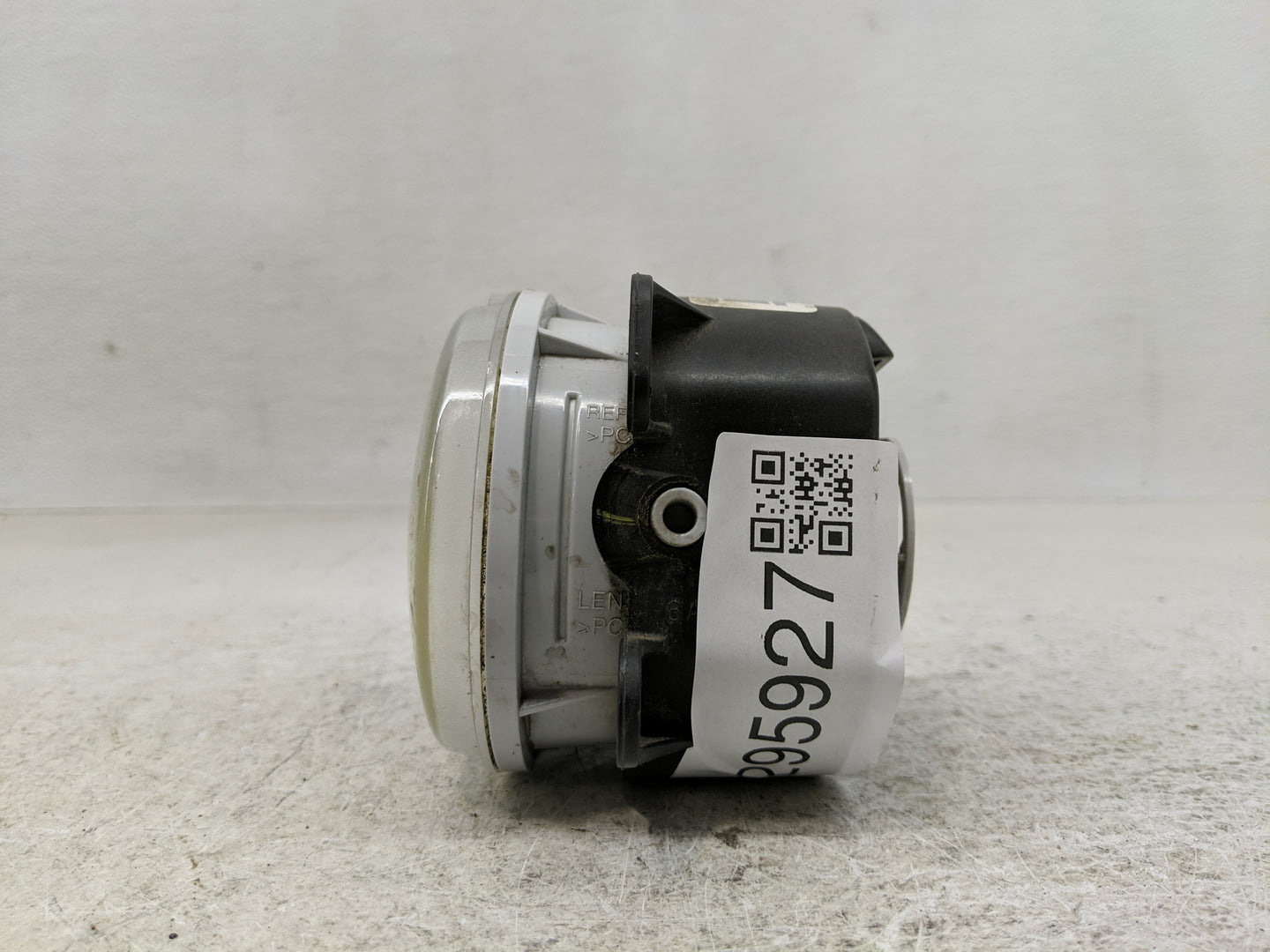 2005-2010 Chrysler 300 Driver Left Oem Fog Light Lamp - Oemusedautoparts1.com