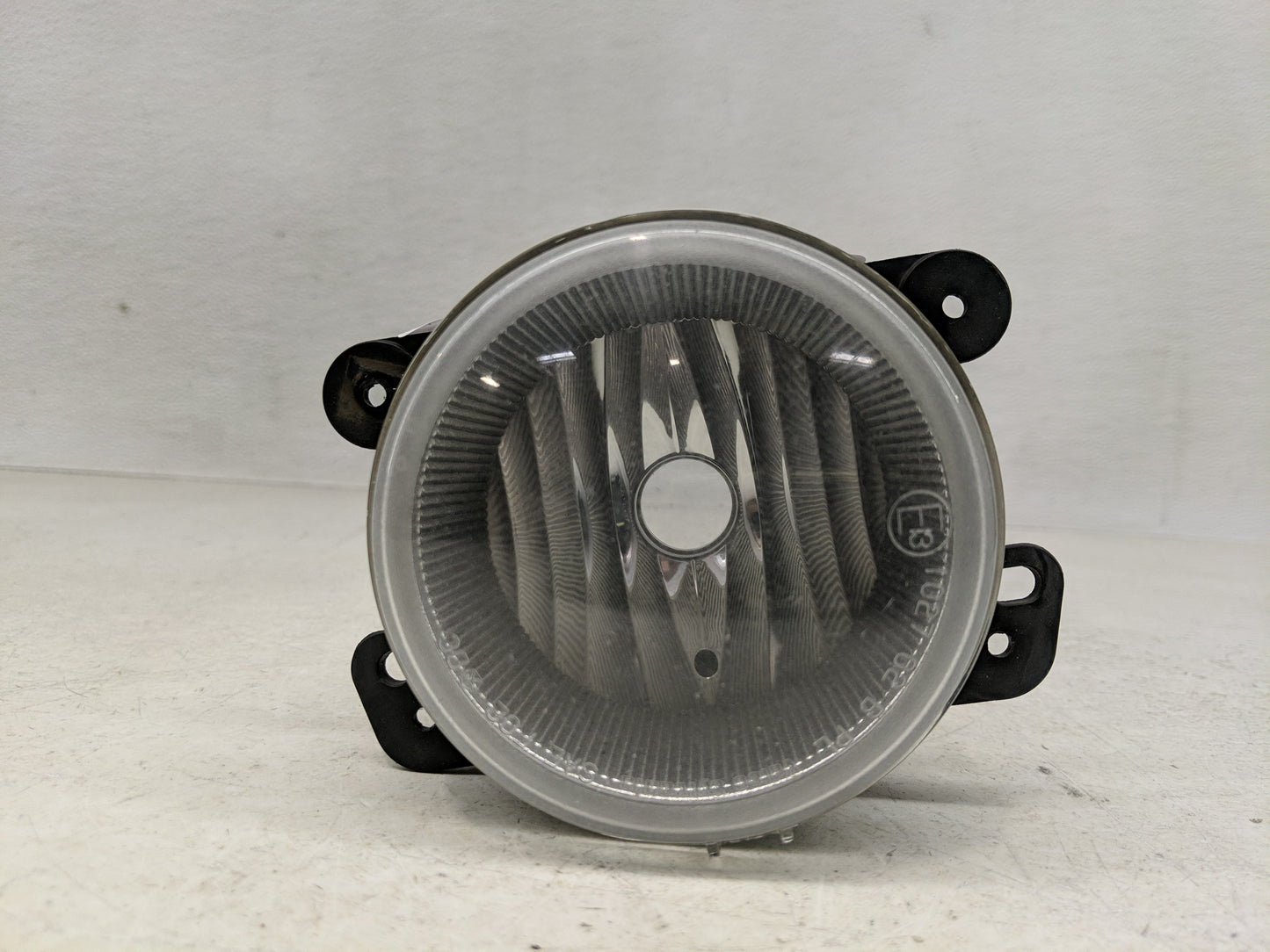 2005-2010 Chrysler 300 Passenger Right Oem Front Light Lamp - Oemusedautoparts1.com