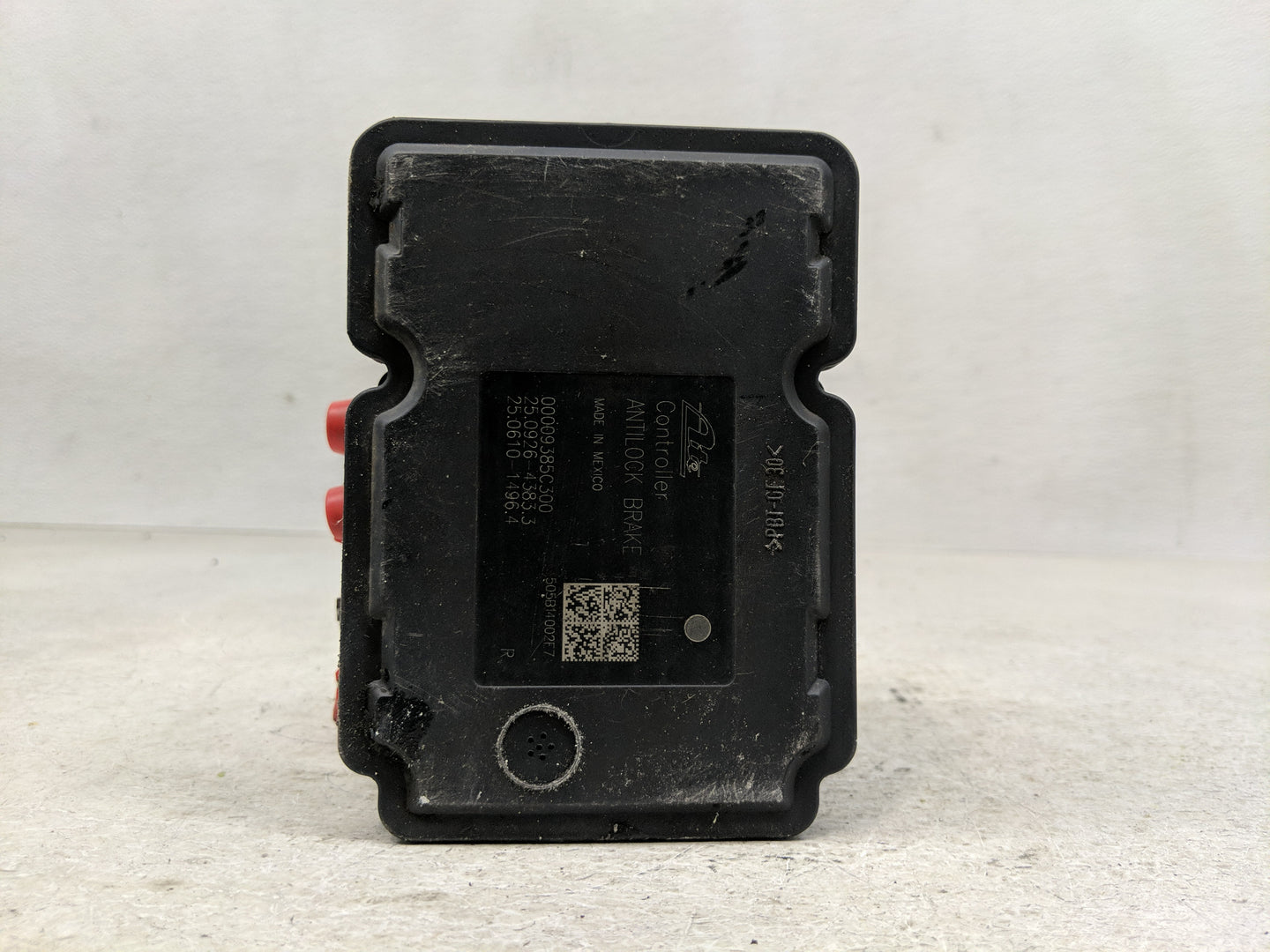 2005-2007 Chrysler 300 ABS Pump Control Module Replacement P/N:P0477942AE Fits Fits 2005 2006 2007 OEM Used Auto Parts - Oem