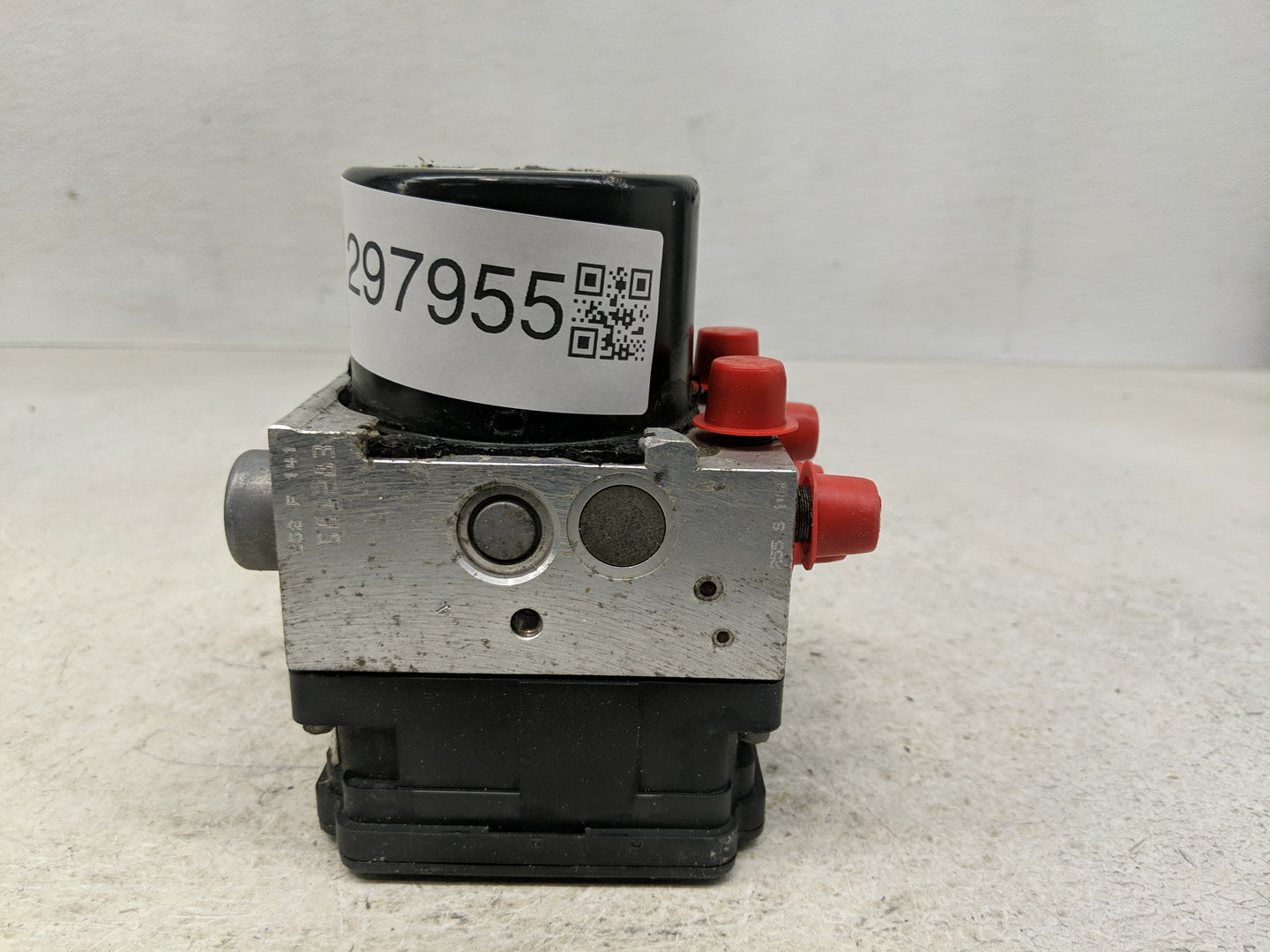 2005-2007 Chrysler 300 ABS Pump Control Module Replacement P/N:P0477942AE Fits Fits 2005 2006 2007 OEM Used Auto Parts - Oem