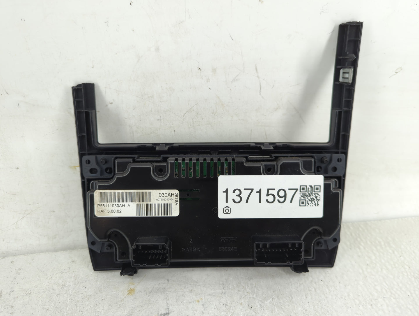 2005-2007 Chrysler 300 Climate Control Module Temperature AC/Heater Replacement P/N:P55111030AH Fits Fits 2005 2006 2007 OEM