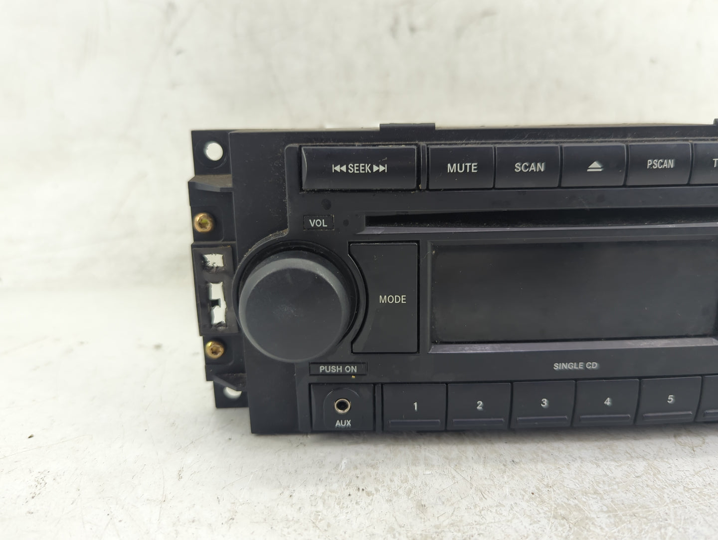 2005-2007 Chrysler 300 Radio AM FM Cd Player Receiver Replacement P/N:P05064173AG Fits Fits 2004 2005 2006 2007 2008 2009 20