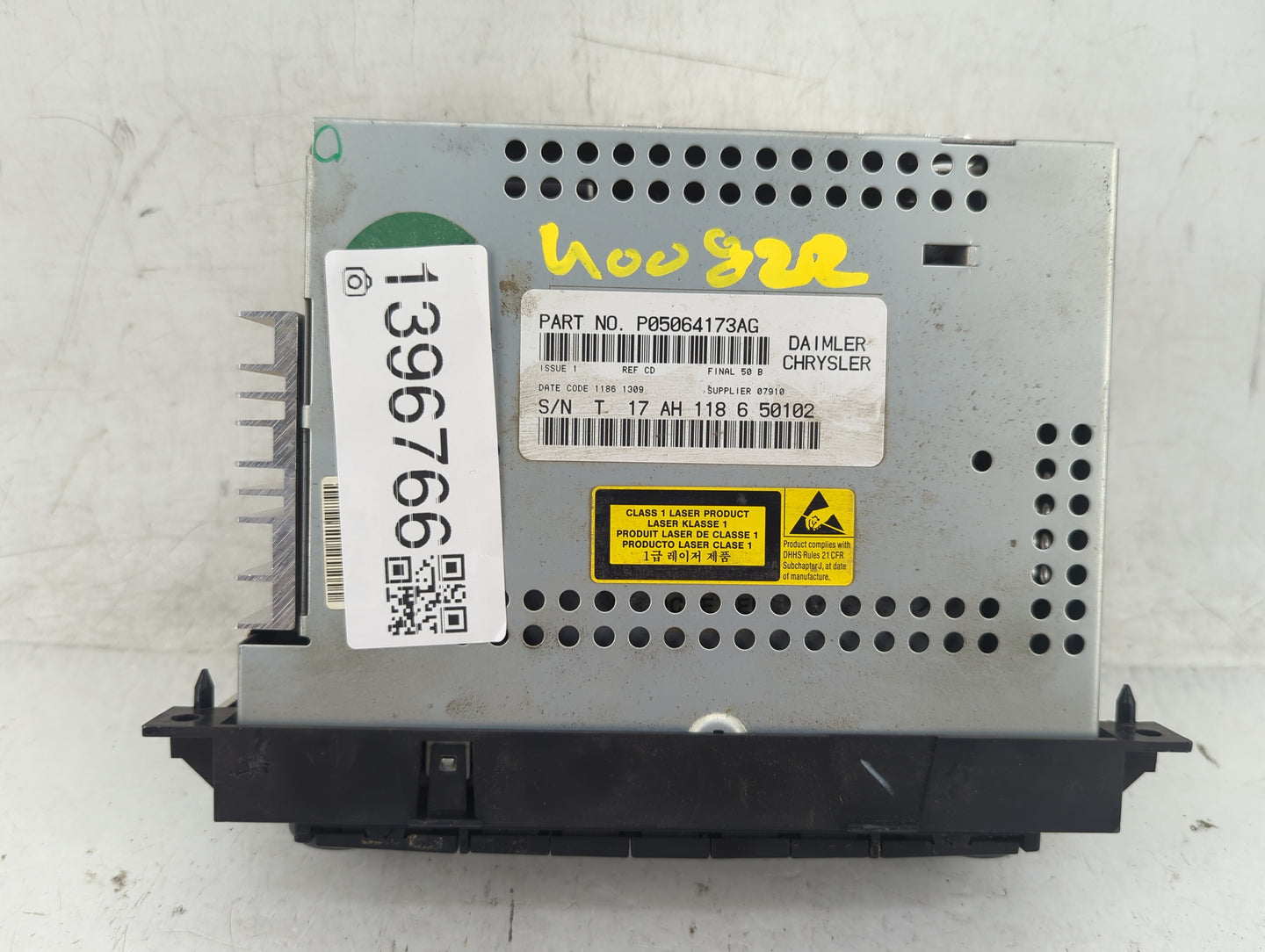 2005-2007 Chrysler 300 Radio AM FM Cd Player Receiver Replacement P/N:P05064173AG Fits Fits 2004 2005 2006 2007 2008 2009 20