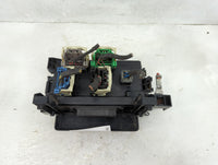 2006-2007 Chrysler 300 Fusebox Fuse Box Panel Relay Module P/N:7140-1914-30 Fits Fits 2006 2007 OEM Used Auto Parts - Oemuse