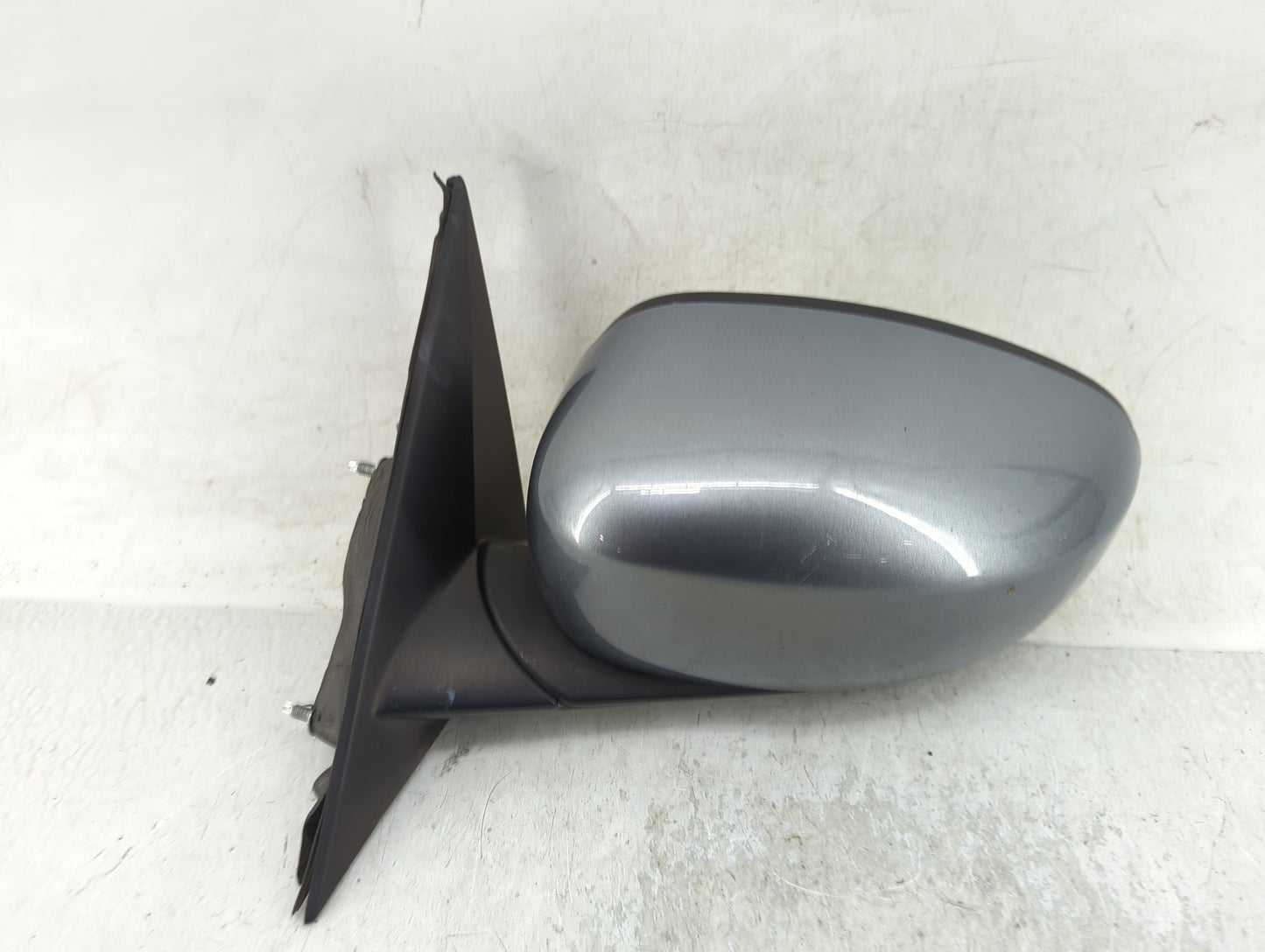 2006 Chrysler 300 Driver Side View Mirror - Left Door Mirror OEM Used - Oemusedautoparts1.com