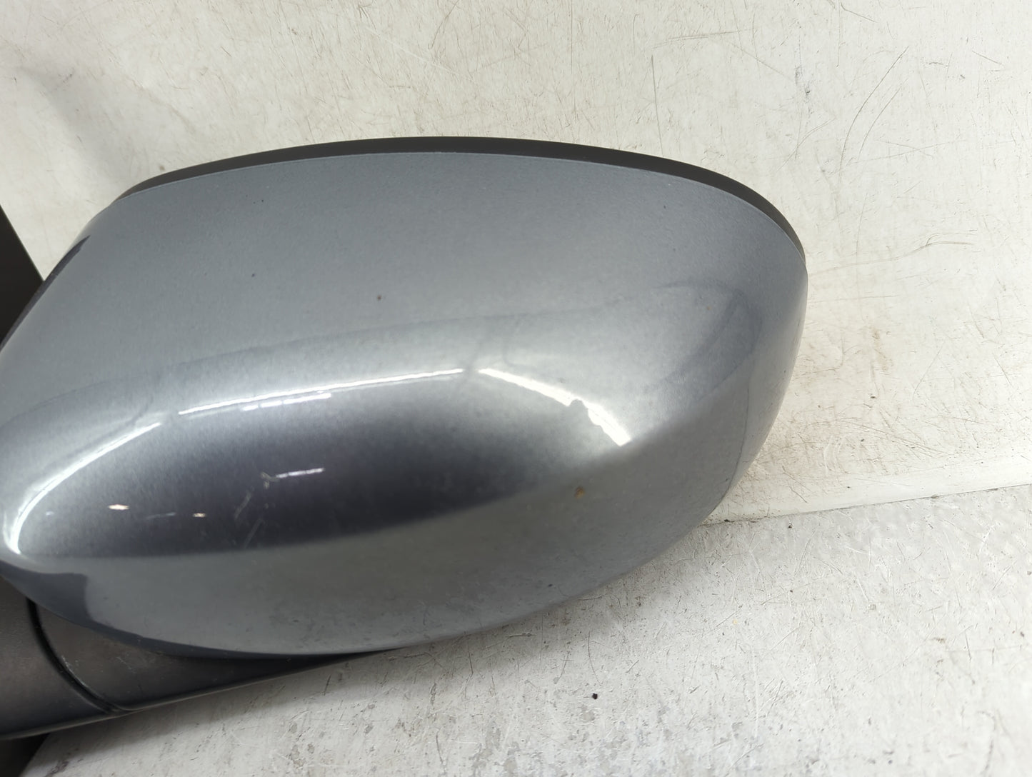 2006 Chrysler 300 Driver Side View Mirror - Left Door Mirror OEM Used - Oemusedautoparts1.com