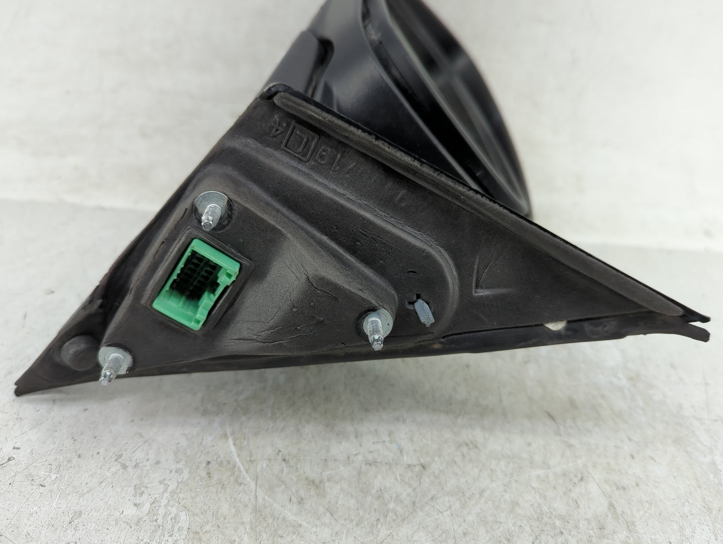 2006 Chrysler 300 Driver Side View Mirror - Left Door Mirror OEM Used - Oemusedautoparts1.com