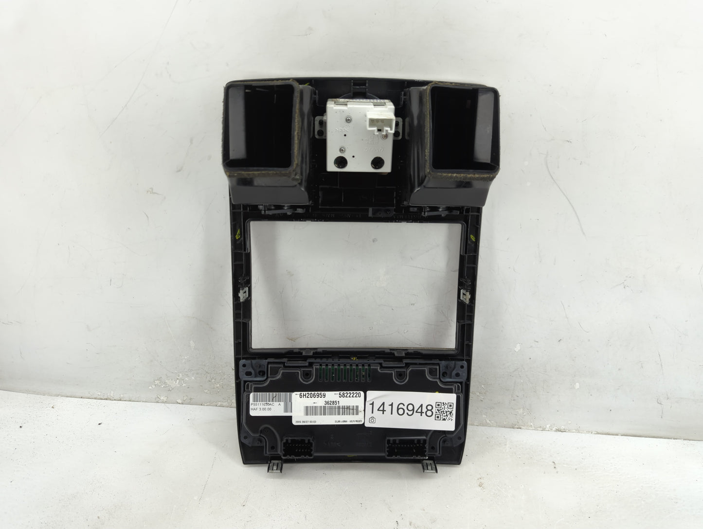 2005-2007 Chrysler 300 Climate Control Module Temperature AC/Heater Replacement P/N:P55111030AC Fits Fits 2005 2006 2007 OEM