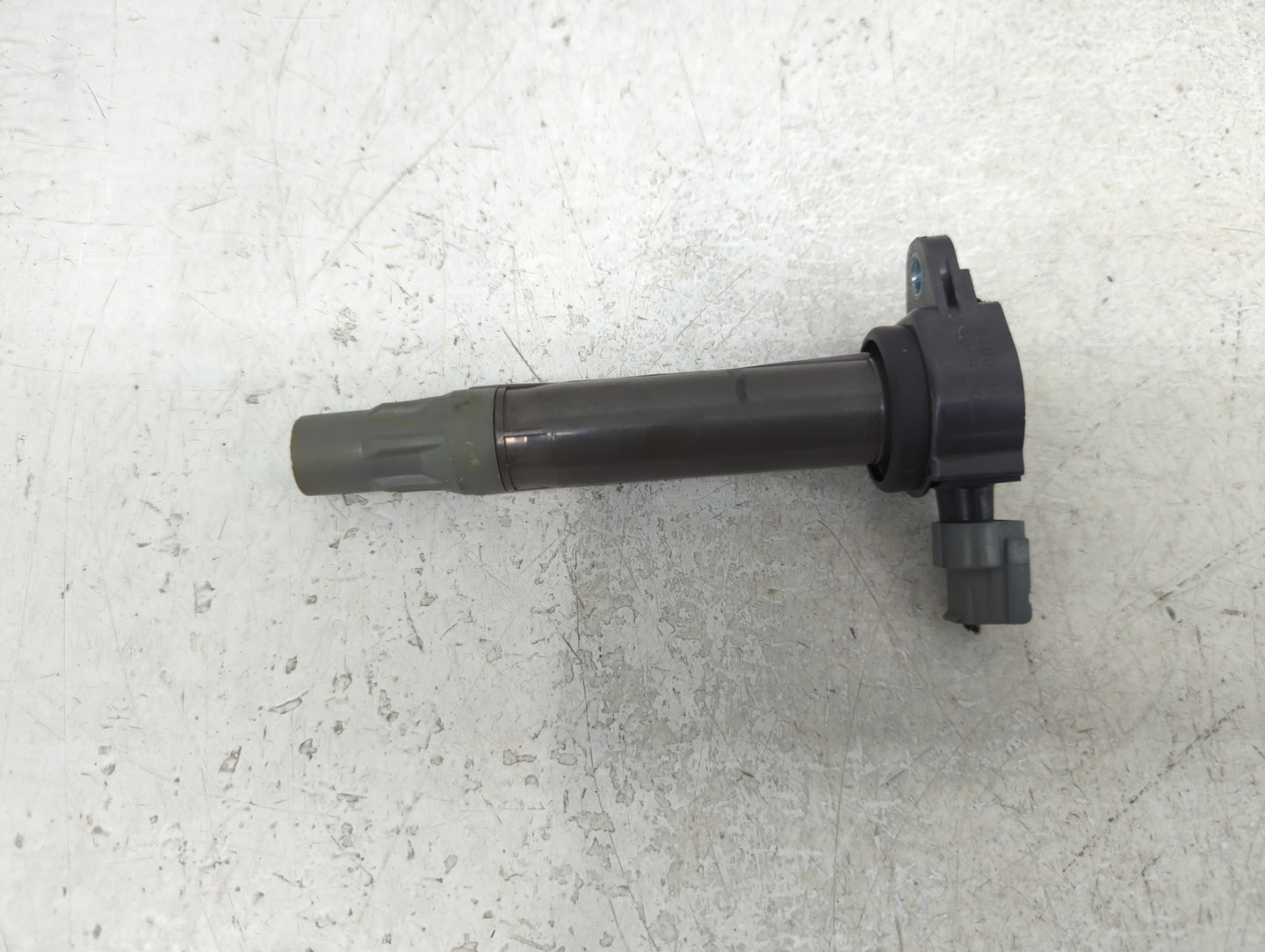 2006-2010 Chrysler 300 Ignition Coil Igniter Pack - Oemusedautoparts1.com