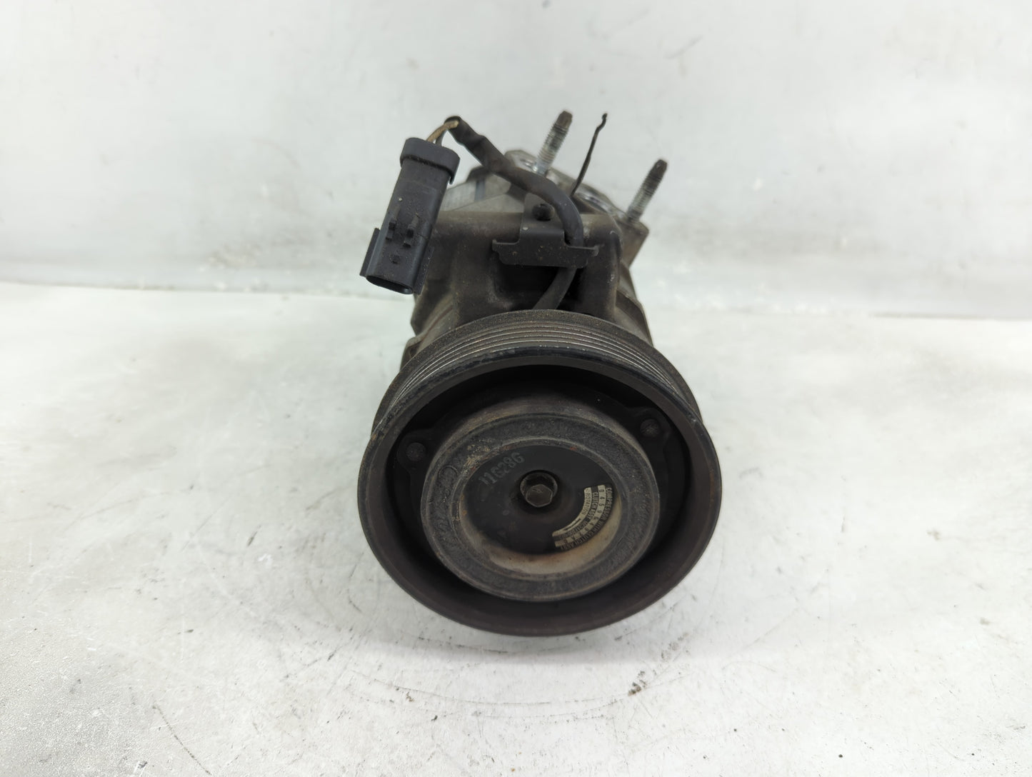2005-2010 Chrysler 300 Air Conditioning A/c Ac Compressor Oem - Oemusedautoparts1.com