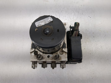 2005-2007 Chrysler 300 ABS Pump Control Module Replacement P/N:00401231C4 P0477942AE Fits Fits 2005 2006 2007 OEM Used Auto Parts