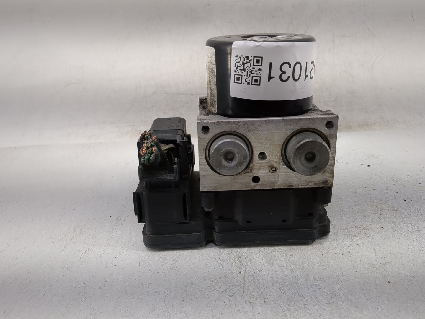 2005-2007 Chrysler 300 ABS Pump Control Module Replacement P/N:00401231C4 P0477942AE Fits Fits 2005 2006 2007 OEM Used Auto 