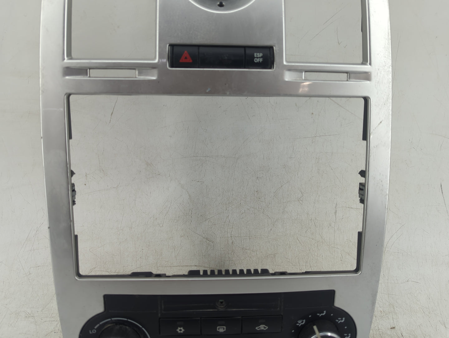 2005-2007 Chrysler 300 Climate Control Module Temperature AC/Heater Replacement P/N:7220640 502732 Fits Fits 2005 2006 2007 