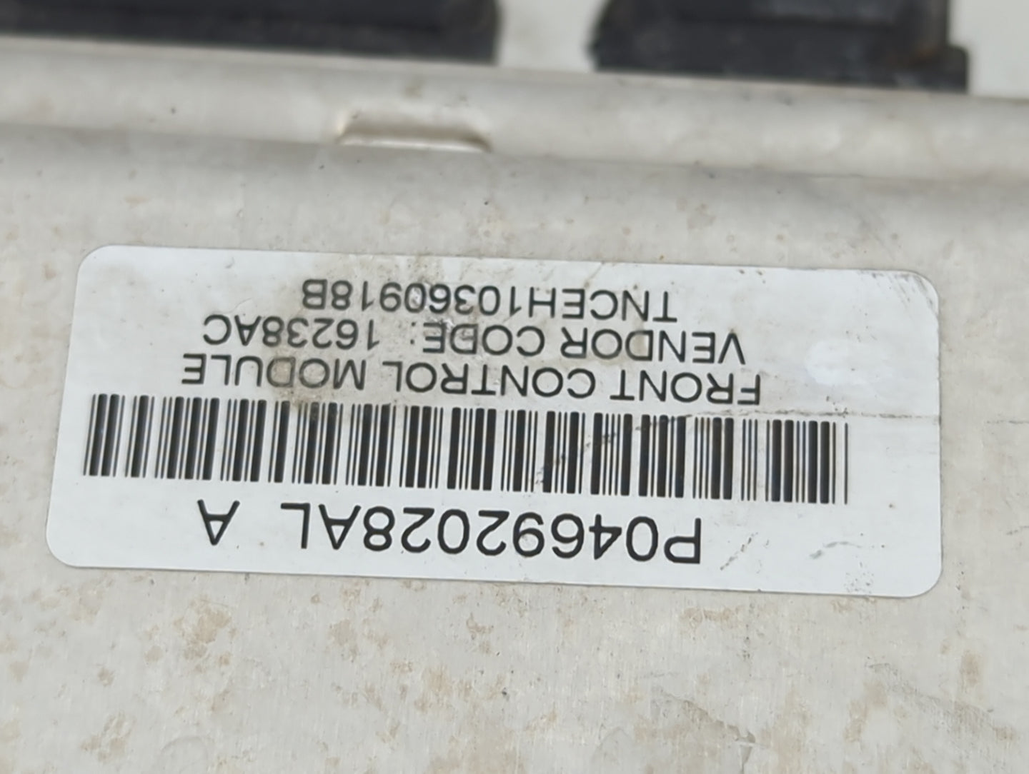 2006-2007 Chrysler 300 Fusebox Fuse Box Panel Relay Module P/N:P04692028AL 16238AC, TNCEH103609188, 04727370AA Fits Fits 200