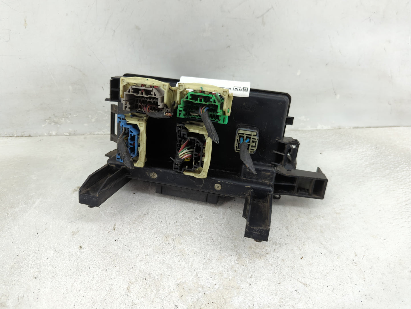 2006-2007 Chrysler 300 Fusebox Fuse Box Panel Relay Module P/N:P04692031AI Fits Fits 2006 2007 OEM Used Auto Parts - Oemused