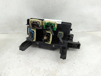 2006-2007 Chrysler 300 Fusebox Fuse Box Panel Relay Module P/N:P04692031AI Fits Fits 2006 2007 OEM Used Auto Parts - Oemused
