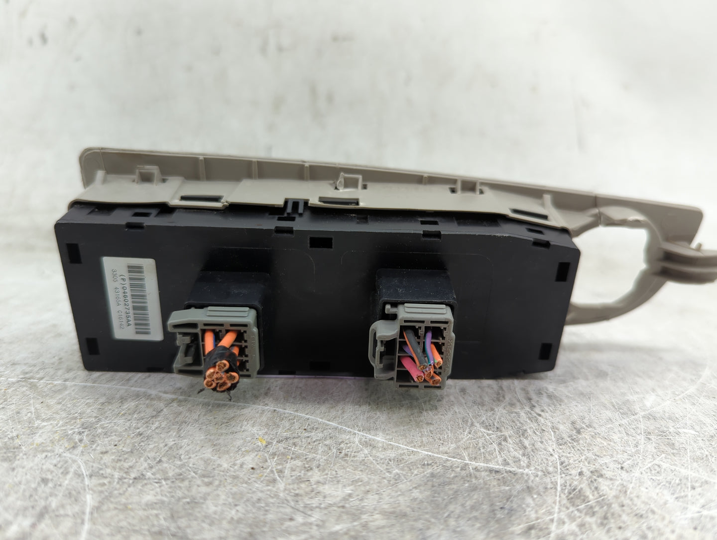 2005-2010 Chrysler 300 Master Power Window Switch Replacement Driver Side Left P/N:04602735AA Fits OEM Used Auto Parts - Oem