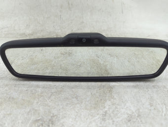 compare product 2006 Chrysler 300 Interior Rear View Mirror Replacement OEM P/N:015892 GNTX-455, 04806227AC, Q42006IEC107-21, 905-1066 Fits OEM Used Auto Parts