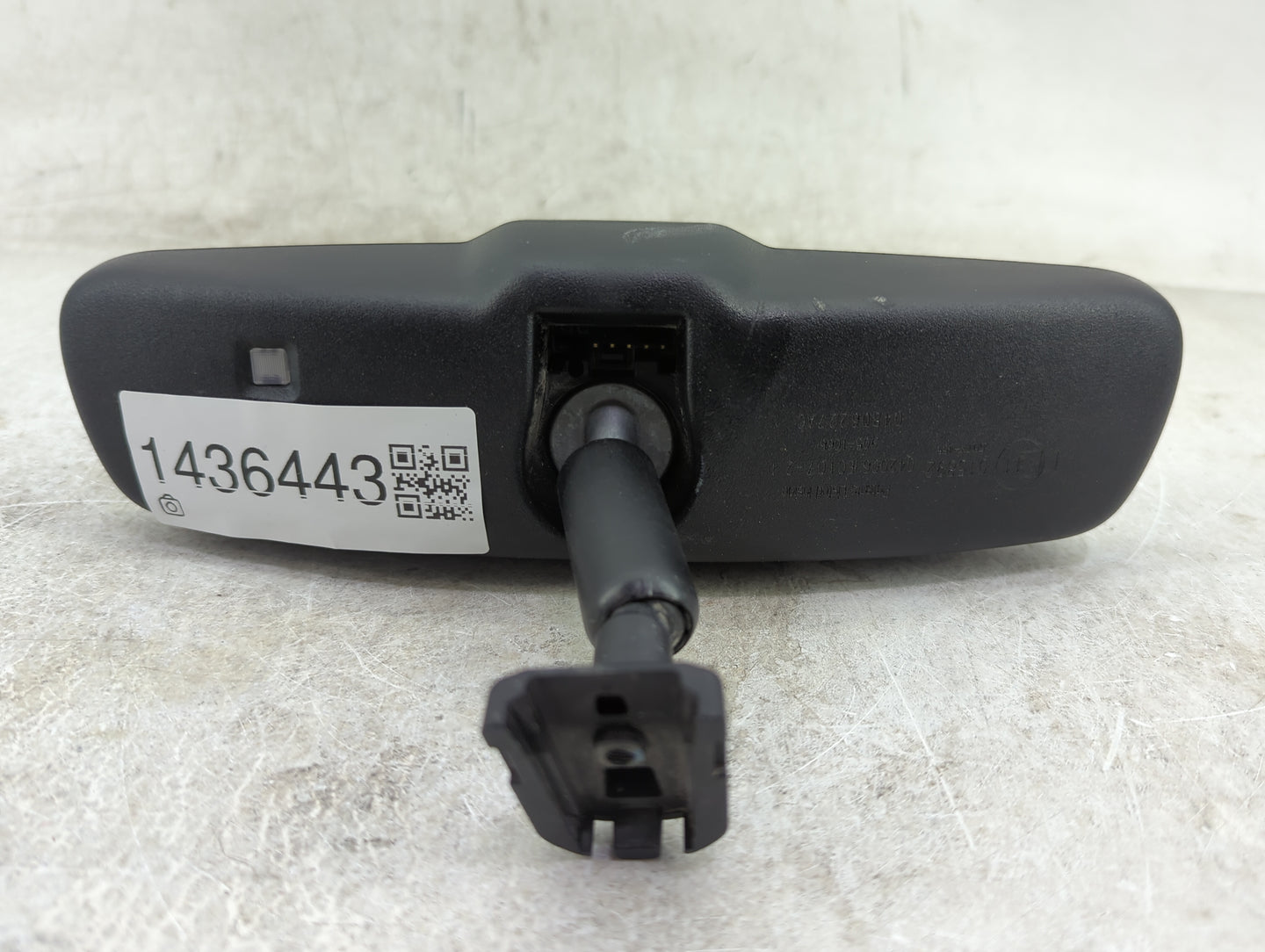 2006 Chrysler 300 Interior Rear View Mirror Replacement OEM P/N:015892 GNTX-455, 04806227AC, Q42006IEC107-21, 905-1066 Fits 
