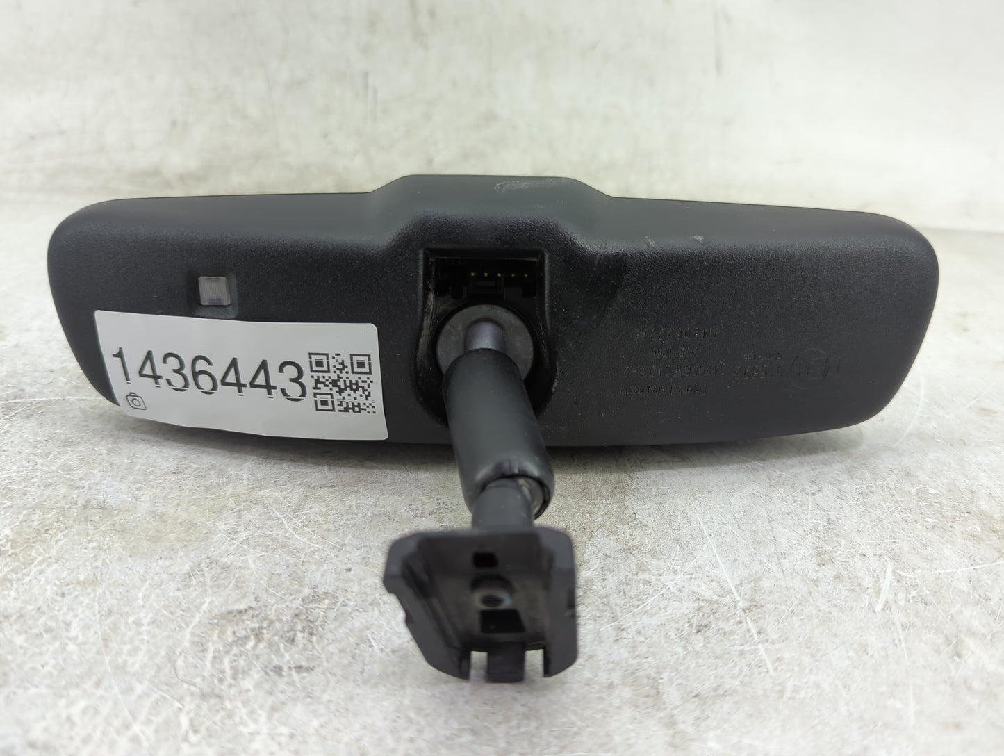 2006 Chrysler 300 Interior Rear View Mirror Replacement OEM P/N:015892 GNTX-455, 04806227AC, Q42006IEC107-21, 905-1066 Fits 