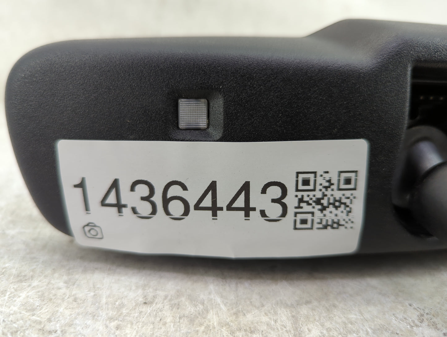 2006 Chrysler 300 Interior Rear View Mirror Replacement OEM P/N:015892 GNTX-455, 04806227AC, Q42006IEC107-21, 905-1066 Fits 