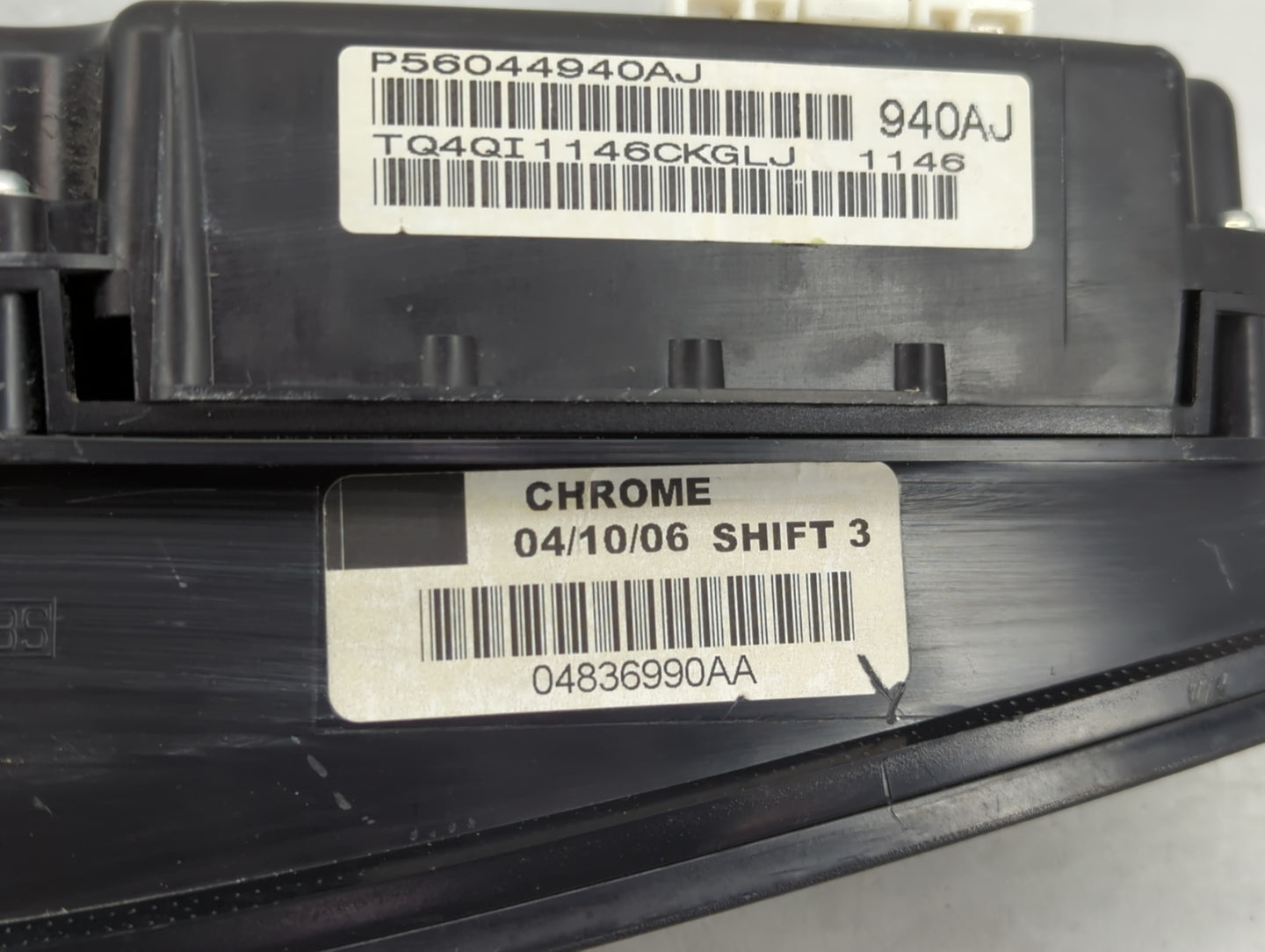 2006 Chrysler 300 Instrument Cluster Speedometer Gauges P/N:P56044940AJ TQ4QI1146CKGLJ, 04836990AA Fits OEM Used Auto Parts 