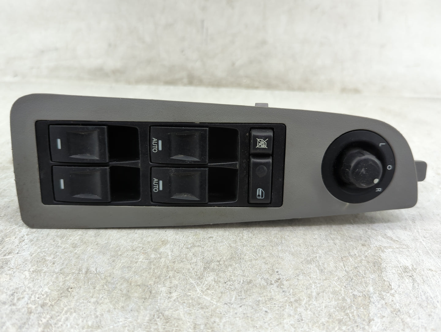 2006-2010 Chrysler 300 Master Power Window Switch Replacement Driver Side Left P/N:04602736AA Fits OEM Used Auto Parts - Oem