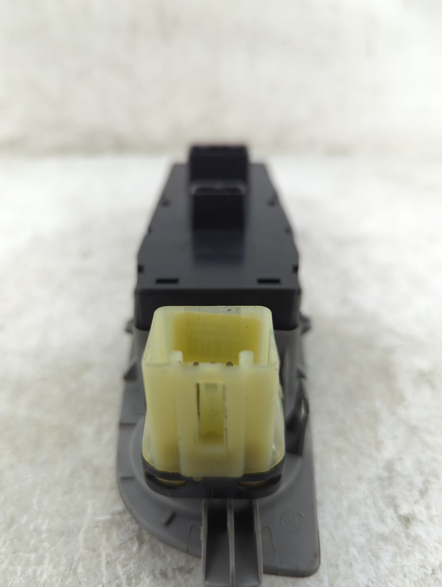 2006-2010 Chrysler 300 Master Power Window Switch Replacement Driver Side Left P/N:04602736AA Fits OEM Used Auto Parts - Oem