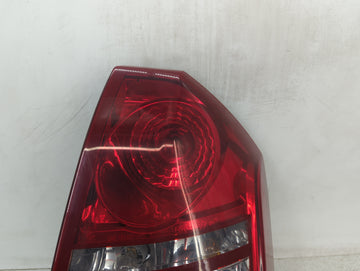 2005-2007 Chrysler 300 Tail Light Assembly Passenger Right OEM P/N:04805852AC Fits Fits 2005 2006 2007 OEM Used Auto Parts