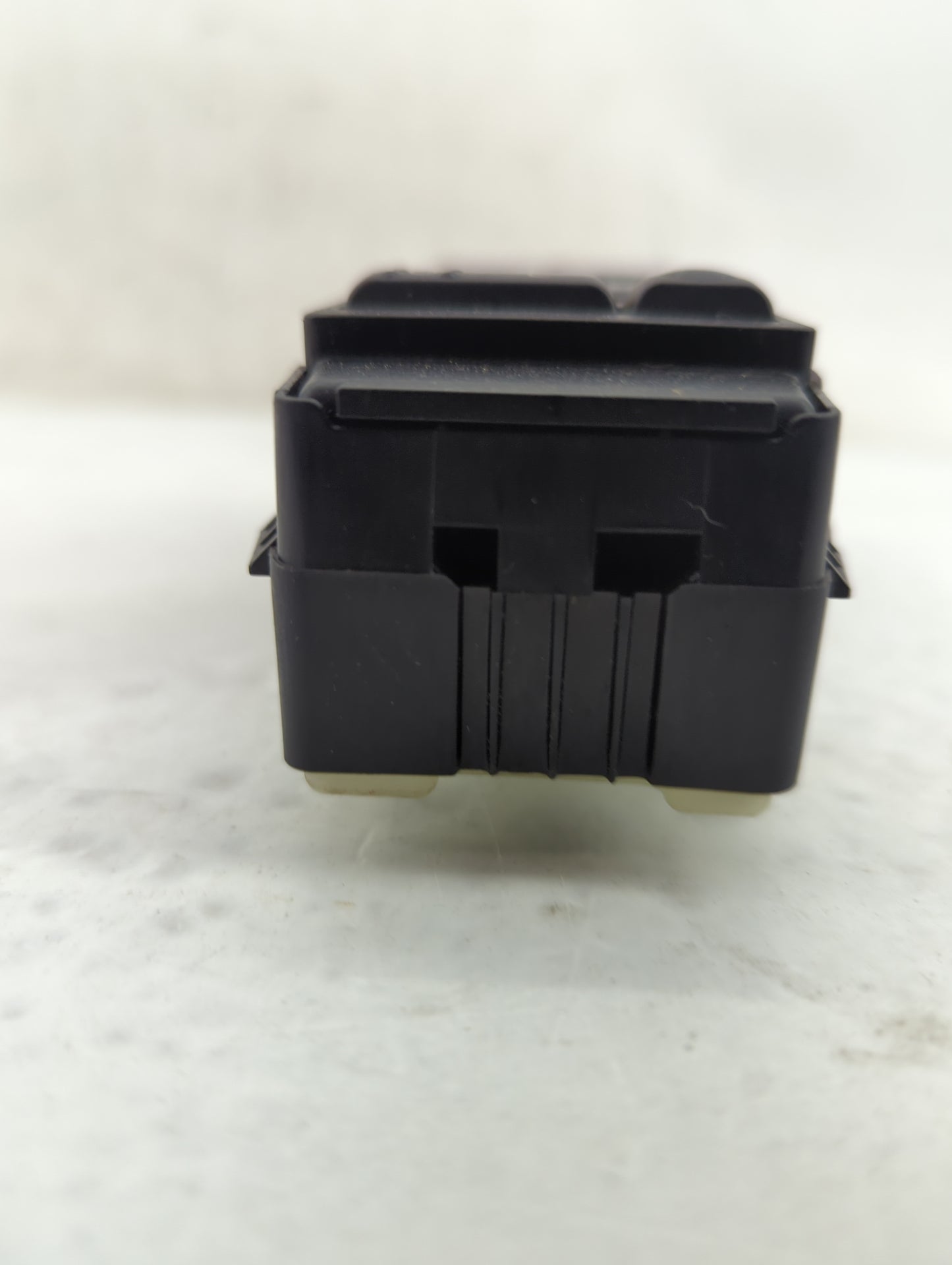 2006-2010 Chrysler 300 Master Power Window Switch Replacement Driver Side Left P/N:04602781AA Fits OEM Used Auto Parts - Oem