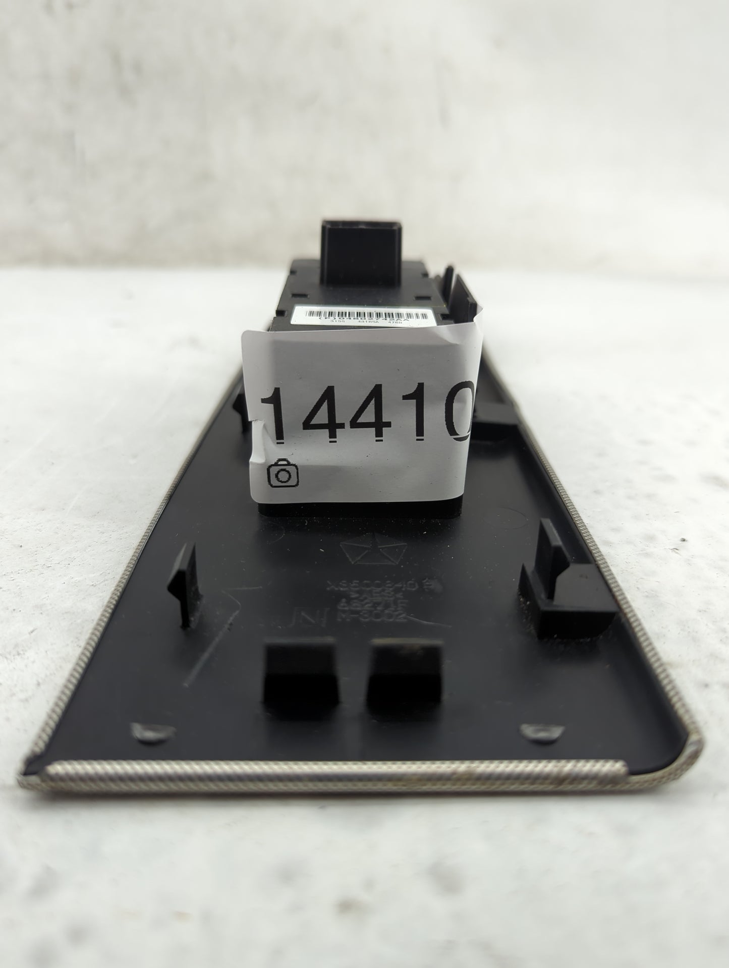 2006-2006 Chrysler 300 Driver Left Door Master Power Window Switch - Oemusedautoparts1.com