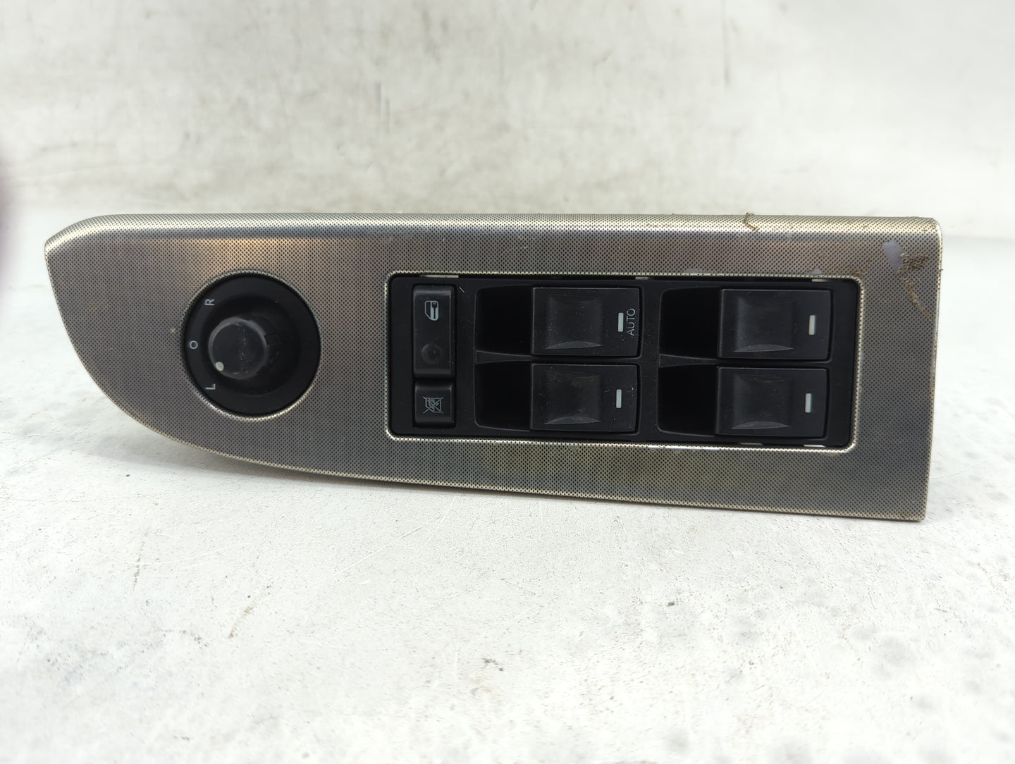2006-2010 Chrysler 300 Master Power Window Switch Replacement Driver Side Left P/N:04602736AA Fits OEM Used Auto Parts - Oem