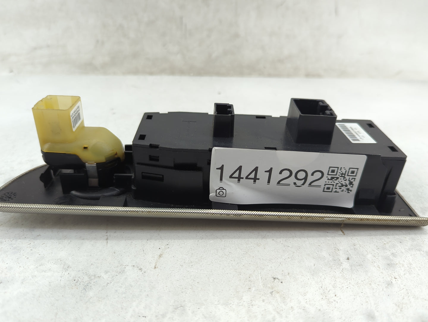 2006-2010 Chrysler 300 Master Power Window Switch Replacement Driver Side Left P/N:04602736AA Fits OEM Used Auto Parts - Oem