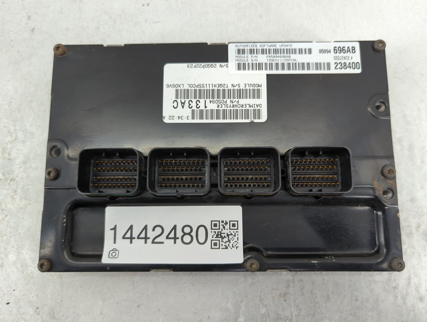 2006 Chrysler 300 PCM Engine Control Computer ECU ECM PCU OEM P/N:P05094133AC P05094696AB, 04829202AB Fits OEM Used Auto Par