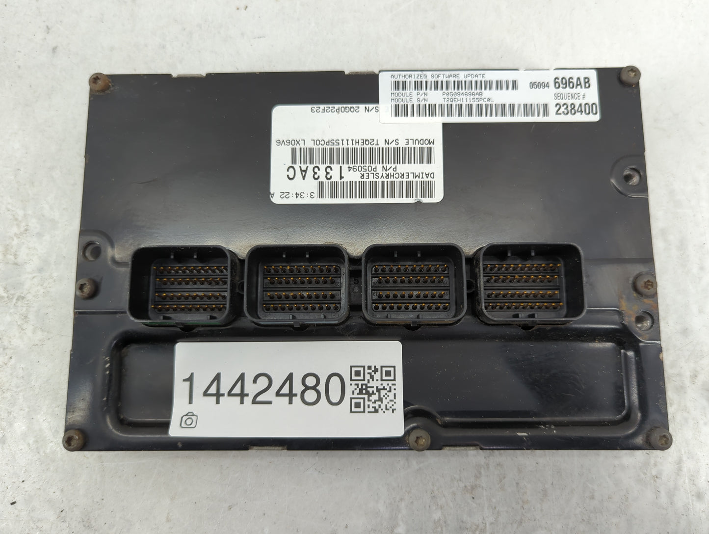 2006 Chrysler 300 PCM Engine Control Computer ECU ECM PCU OEM P/N:P05094133AC P05094696AB, 04829202AB Fits OEM Used Auto Par